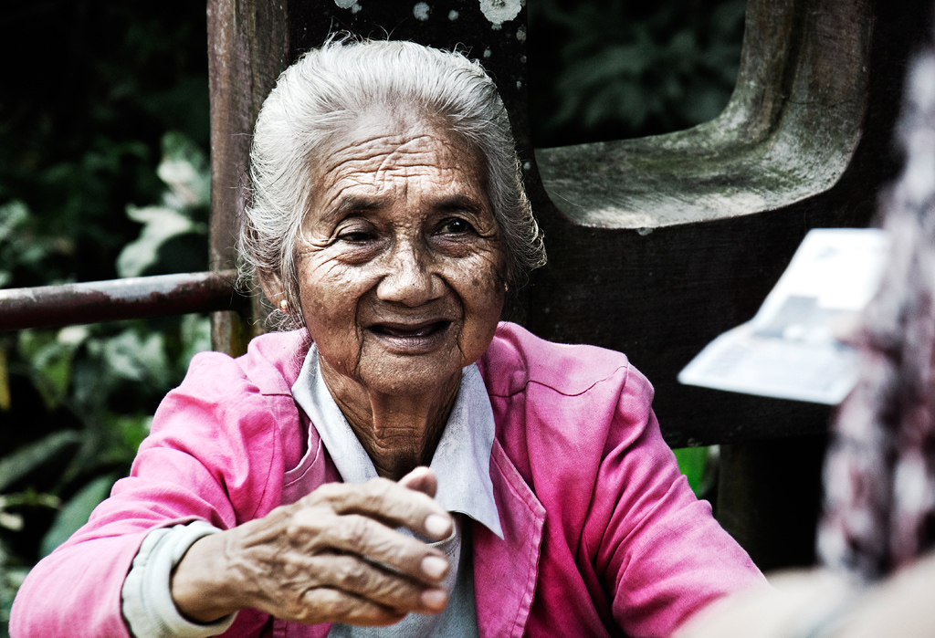 old woman in sendangsono